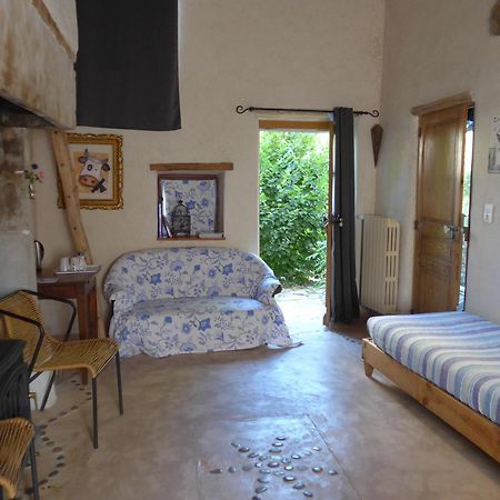 Le Vieux Velo Bed and Breakfast Chaptuzat Zewnętrze zdjęcie