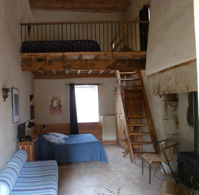 Le Vieux Velo Bed and Breakfast Chaptuzat Pokój zdjęcie