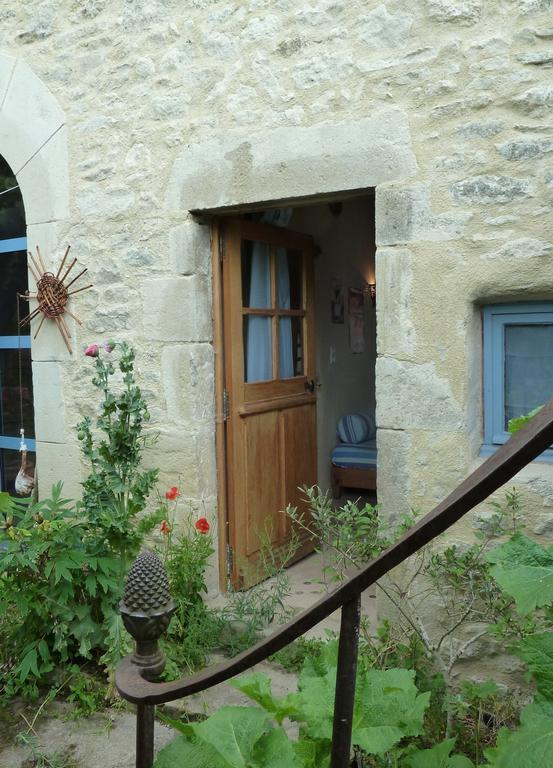 Le Vieux Velo Bed and Breakfast Chaptuzat Zewnętrze zdjęcie