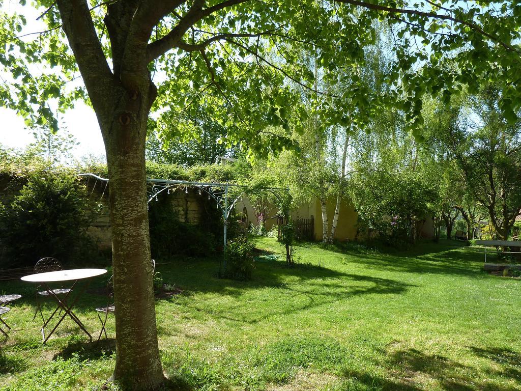 Le Vieux Velo Bed and Breakfast Chaptuzat Zewnętrze zdjęcie